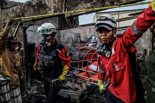 Vụ cháy nổ tại trạm nhiên liệu ở Indonesia: Ít nhất 67 người bị thương vong