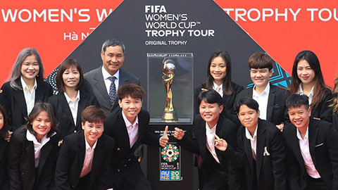 Cúp vô địch giải bóng đá nữ thế giới đã đến Việt Nam