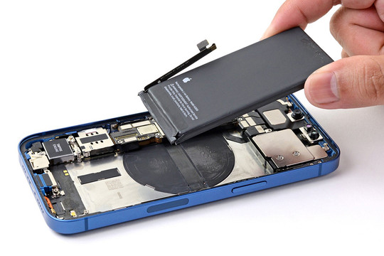Khi nào cần thay pin mới cho iPhone?