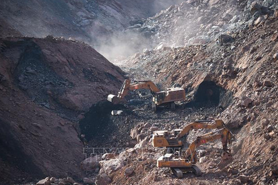 Vụ sập mỏ than tại Trung Quốc: Vẫn còn 47 người mất tích