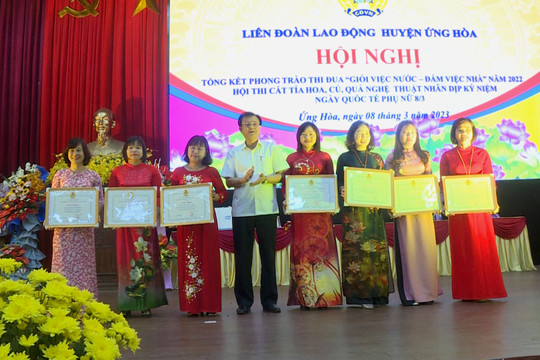 Huyện Ứng Hòa: 3.060 lao động nữ đạt danh hiệu  “Giỏi việc nước, đảm việc nhà”