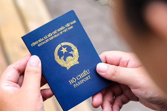Việt Nam hoan nghênh Liên bang Nga xem xét đơn giản hóa thủ tục thị thực