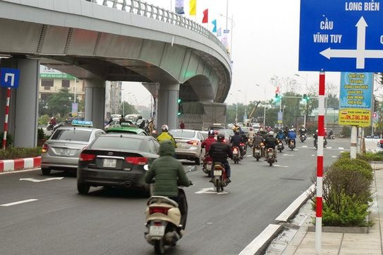 Điều chỉnh tổ chức giao thông khu vực nút giao Cổ Linh - Đàm Quang Trung