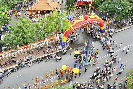 Đặc sắc lễ hội dân gian Vũng Tàu