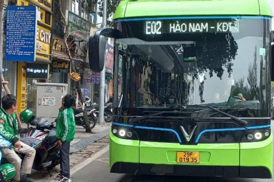 Điều chỉnh lộ trình tuyến buýt điện E02 (Hào Nam - Khu đô thị Ocean Park)