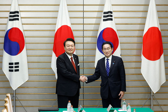 Tổng thống Hàn Quốc thăm Nhật Bản: Đưa quan hệ hai nước sang “trang mới”