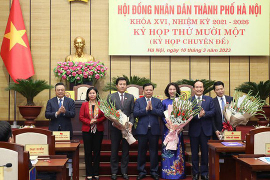 Phê chuẩn kết quả bầu, bãi nhiệm chức vụ Phó Chủ tịch UBND thành phố Hà Nội
