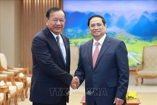 Thủ tướng Phạm Minh Chính tiếp Phó Thủ tướng, Bộ trưởng Ngoại giao và Hợp tác quốc tế Campuchia Prak Sokhonn