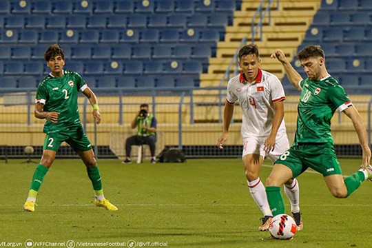 Nhận hai thẻ đỏ, U23 Việt Nam thua đậm U23 Iraq trong trận ra quân tại Giải Doha Qatar Cup 2023