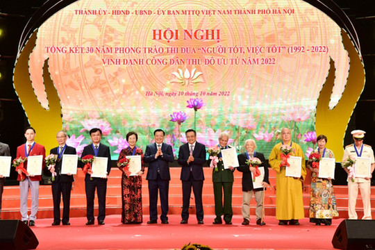 Năm 2025, Hà Nội xuất bản sách điện tử ''Những bông hoa đẹp''