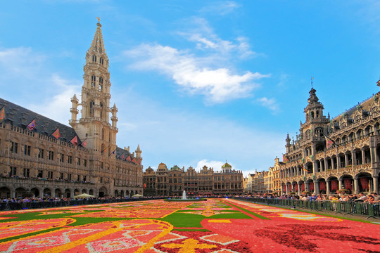 Quảng trường La Grand Place: Viên ngọc quý trong kho di sản