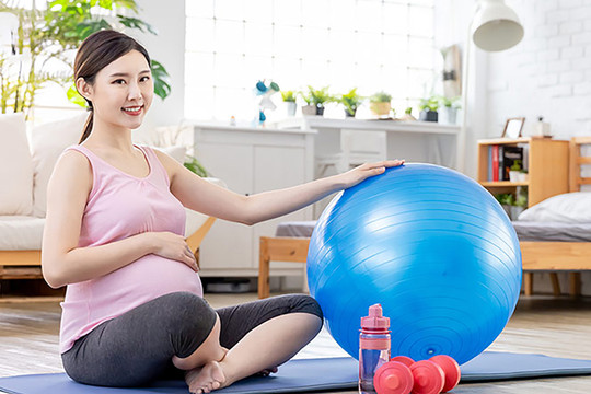 Phụ nữ mang thai có nên tập thể dục?