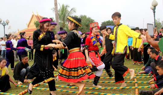 Đa sắc màu văn hóa Việt tại Làng Văn hóa - Du lịch các dân tộc Việt Nam
