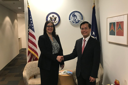 Tiếp tục thúc đẩy quan hệ quốc phòng Việt Nam - Hoa Kỳ phát triển theo hướng tích cực