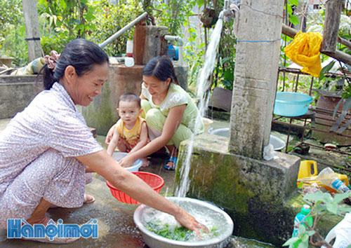 Tìm giải pháp để phụ nữ nông thôn được sử dụng nước sạch đạt tiêu chuẩn