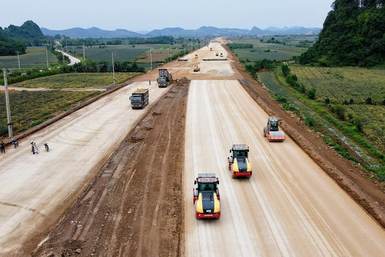 Ba dự án giao thông lớn sử dụng vốn vay ODA bị chậm tiến độ