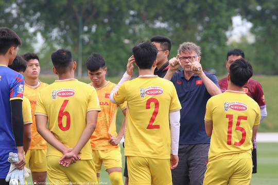 Triệu tập 31 cầu thủ đội tuyển U22 Việt Nam chuẩn bị cho SEA Games 32