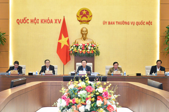 Ủy ban Thường vụ Quốc hội bế mạc Phiên họp chuyên đề pháp luật tháng 4