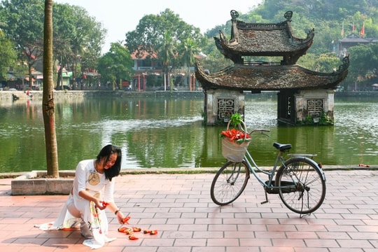 Hành trình du lịch văn hóa lịch sử được tổ chức tại Lễ hội chùa Thầy 2023