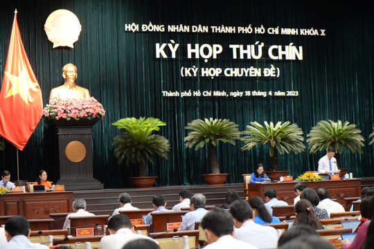HĐND thành phố Hồ Chí Minh thông qua 16 nghị quyết quan trọng