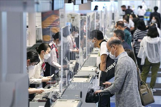 Nhật Bản cân nhắc mở rộng cấp thị thực dài hạn cho lao động nước ngoài