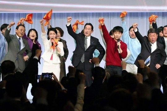 Đảng cầm quyền ở Nhật Bản giành thắng lợi trong các cuộc bầu cử Quốc hội giữa kỳ
