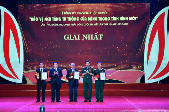 Báo Hànộimới đoạt giải Nhì cuộc thi viết bảo vệ nền tảng tư tưởng của Đảng