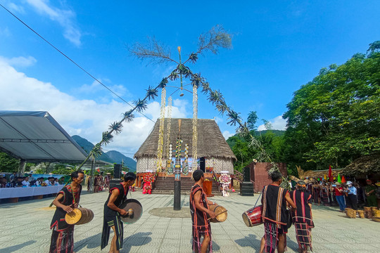 Đà Nẵng phục dựng lễ hội truyền thống của người Cơ tu