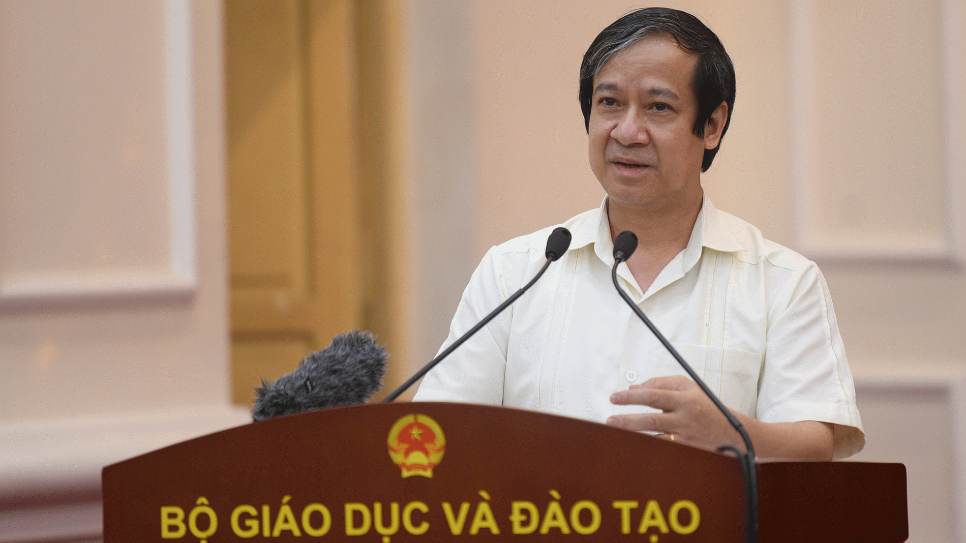 Bộ trưởng Bộ GD-ĐT Nguyễn Kim Sơn chia buồn với gia đình cô giáo tử nạn ở Hà Giang