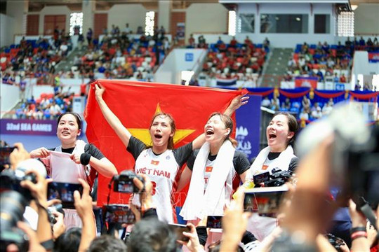 Đội tuyển bóng rổ nữ Việt Nam đoạt tấm HCV lịch sử