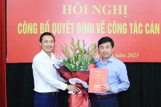 Đồng chí Nguyễn Minh Đức giữ chức vụ Bí thư Đảng ủy cơ quan Tòa soạn Báo Hànộimới
