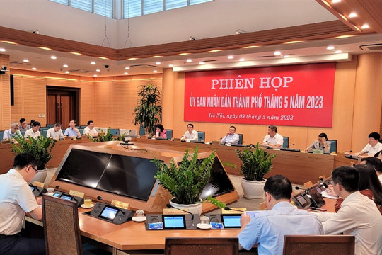 UBND thành phố Hà Nội xem xét mức thu học phí giáo dục công lập năm học 2023-2024