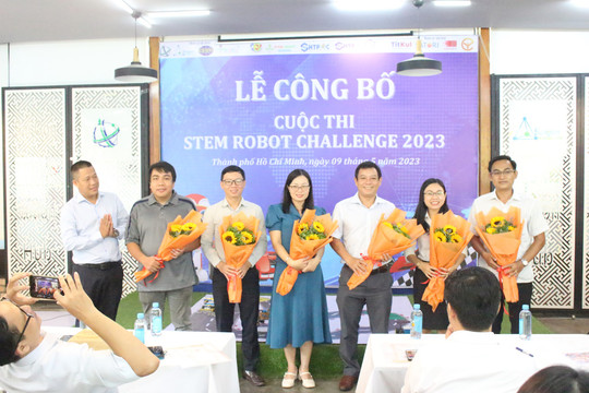 Phát động cuộc thi Stem Robot Challenge lần thứ 7 năm 2023