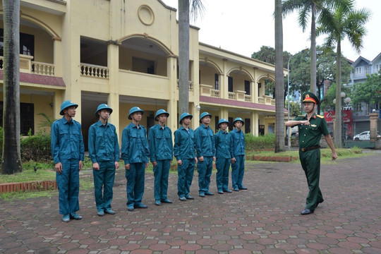 Các địa phương ra quân huấn luyện ở các đơn vị