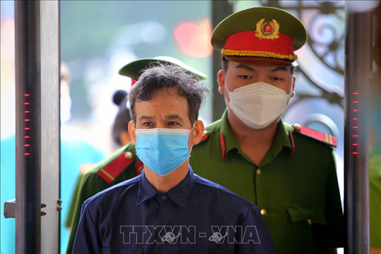 Tuyên truyền chống Nhà nước, Trần Văn Bang lĩnh 8 năm tù