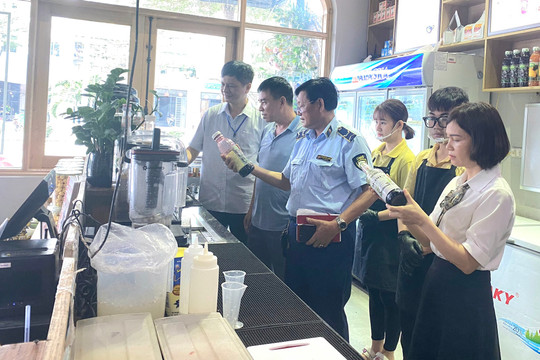 Thị xã Sơn Tây tập huấn kiến thức an toàn thực phẩm cho 290 người