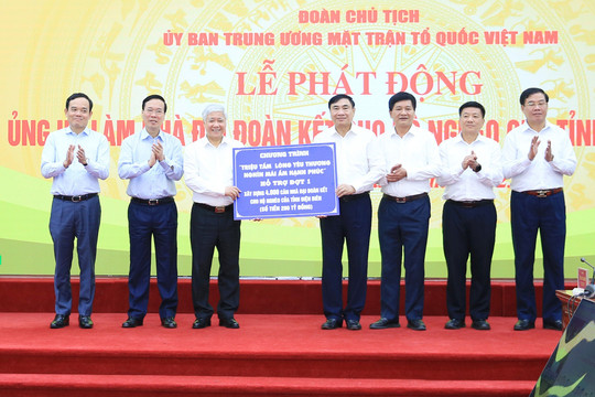 Tiếp nhận ủng hộ hơn 250 tỷ đồng xây nhà đại đoàn kết cho hộ nghèo của tỉnh Điện Biên