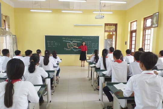 Hà Nội: Dự kiến đề xuất mức thu học phí năm học 2023-2024 bằng mức sàn theo quy định của Chính phủ
