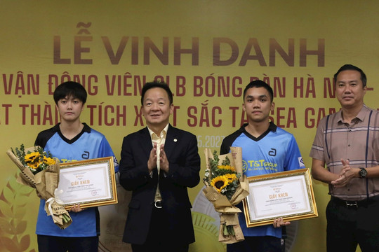 Trao thưởng hơn 1 tỷ đồng cho kỳ tích bóng bàn Việt Nam tại SEA Games 32