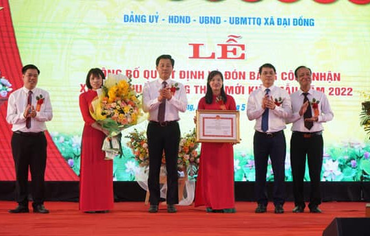 Đại Đồng đón nhận danh hiệu xã đạt chuẩn nông thôn mới kiểu mẫu