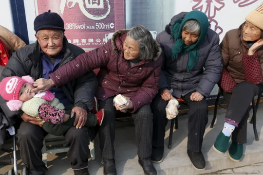 Trung Quốc thúc đẩy hệ thống chăm sóc người cao tuổi
