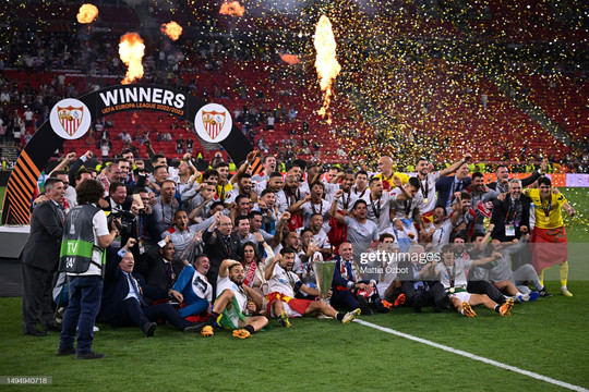 Hạ Roma trên chấm luân lưu, Sevilla vô địch Europa League