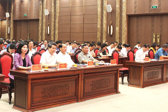 Thành ủy Hà Nội thông báo nhanh kết quả Hội nghị giữa nhiệm kỳ Ban Chấp hành Trung ương Đảng