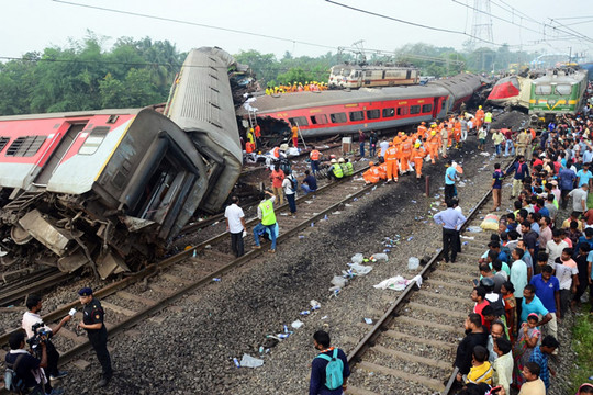 Lãnh đạo Việt Nam gửi điện chia buồn  về vụ tai nạn tàu hỏa nghiêm trọng ở Ấn Độ