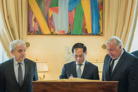 Hợp tác kinh tế Việt Nam - Pháp là trụ cột quan trọng trong quan hệ Đối tác chiến lược
