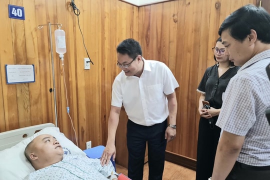 Khẩn trương điều tra vụ phóng viên Đài PT-TH Hà Nội bị hành hung khi tác nghiệp
