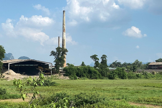 Xã An Phú (huyện Mỹ Đức): Người dân bất bình vì khói lò gạch bao vây