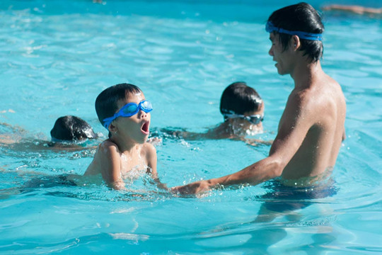 Tăng cường phổ cập bơi, chống đuối nước ở trẻ em