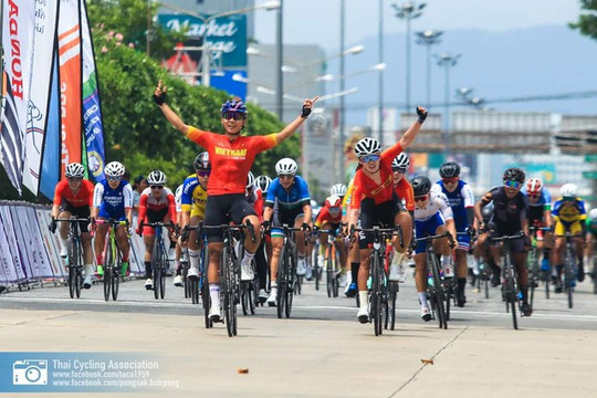 Nguyễn Thị Thật bảo vệ thành công HCV giải xe đạp châu Á
