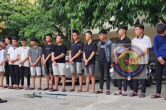 Đà Nẵng: Bắt giữ nhiều đối tượng dùng bom xăng, hung khí hỗn chiến trên phố